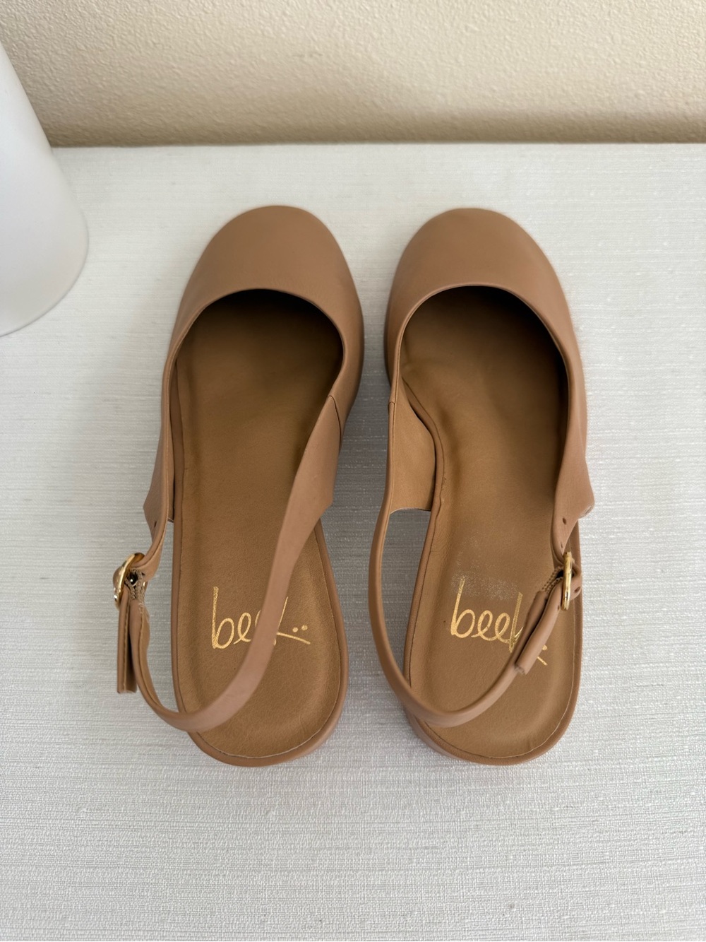 Beek Lora Hi Little Bird Classic Slingback Block Heel Pumps in Tan Leather - Picture 9 of 13